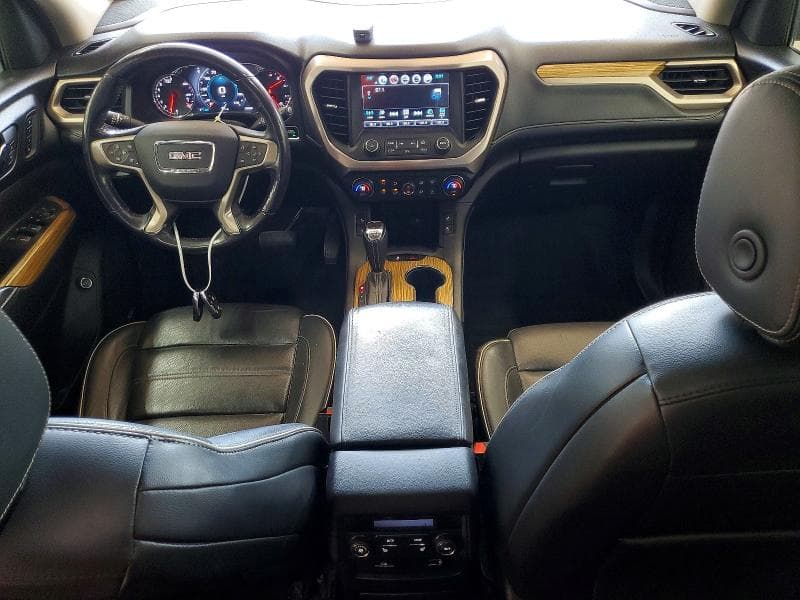 2017 GMC ACADIA DENALI 8