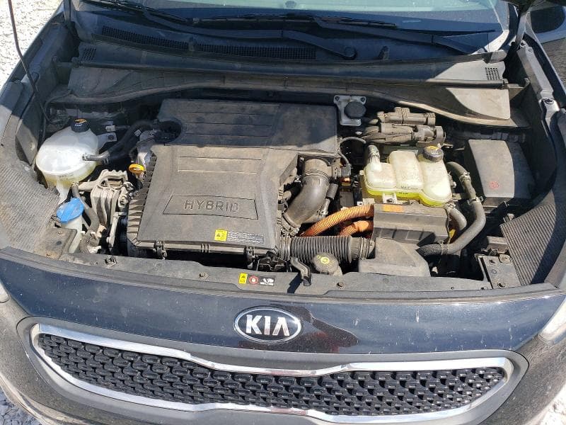 2017 KIA NIRO LX 12