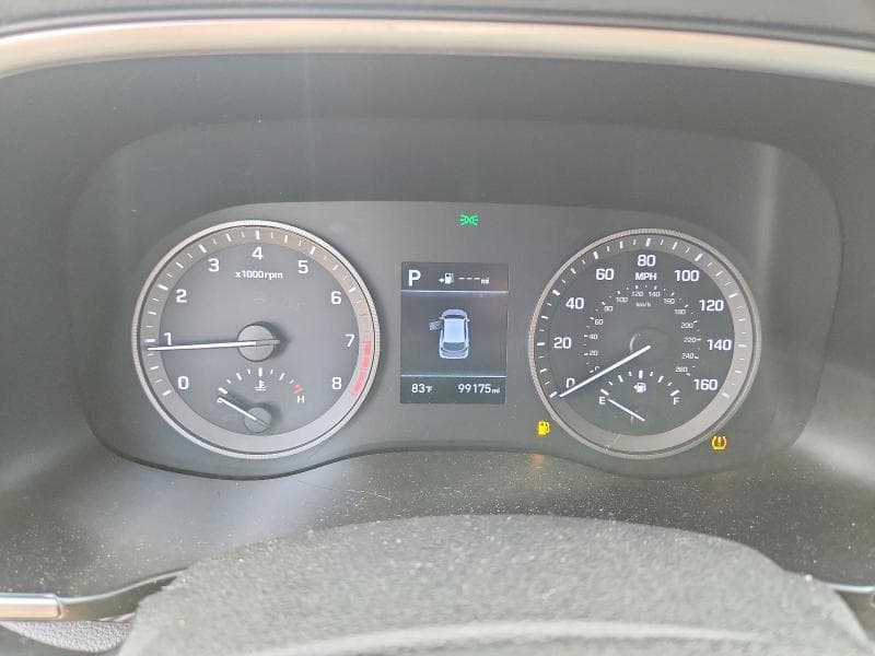 2020 HYUNDAI TUCSON SE 9