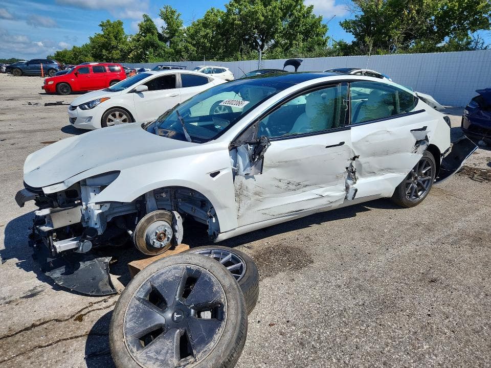 2022 TESLA MODEL 3 AW - 1