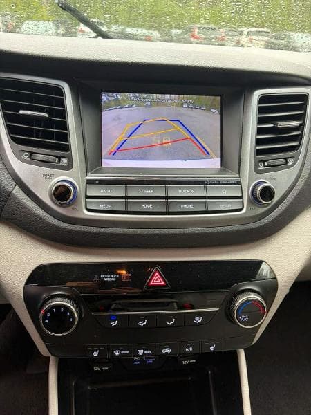 2018 HYUNDAI TUCSON SEL 11