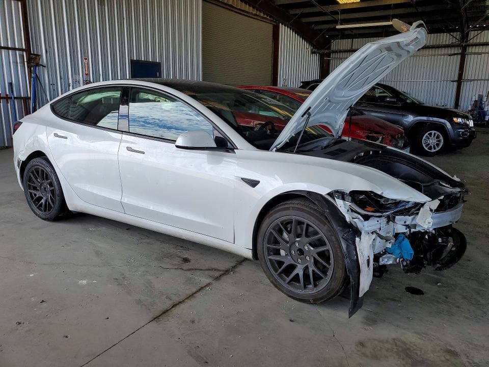 2024 TESLA MODEL 3 4
