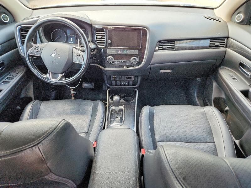 2018 MITSUBISHI OUTLANDER SE 8