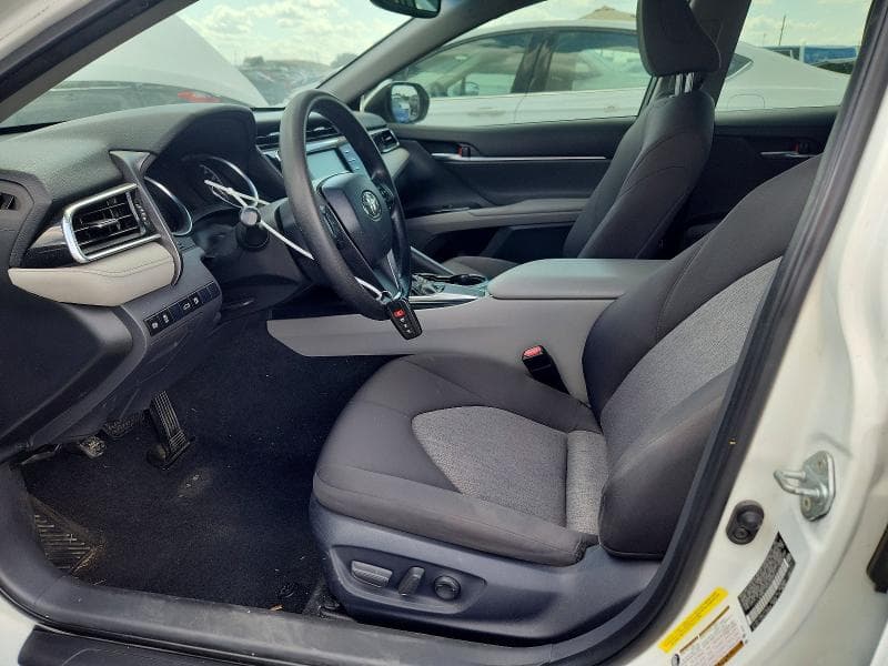 2018 TOYOTA CAMRY LE 7