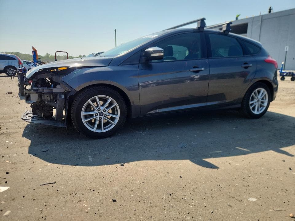 2017 FORD FOCUS SE - 1