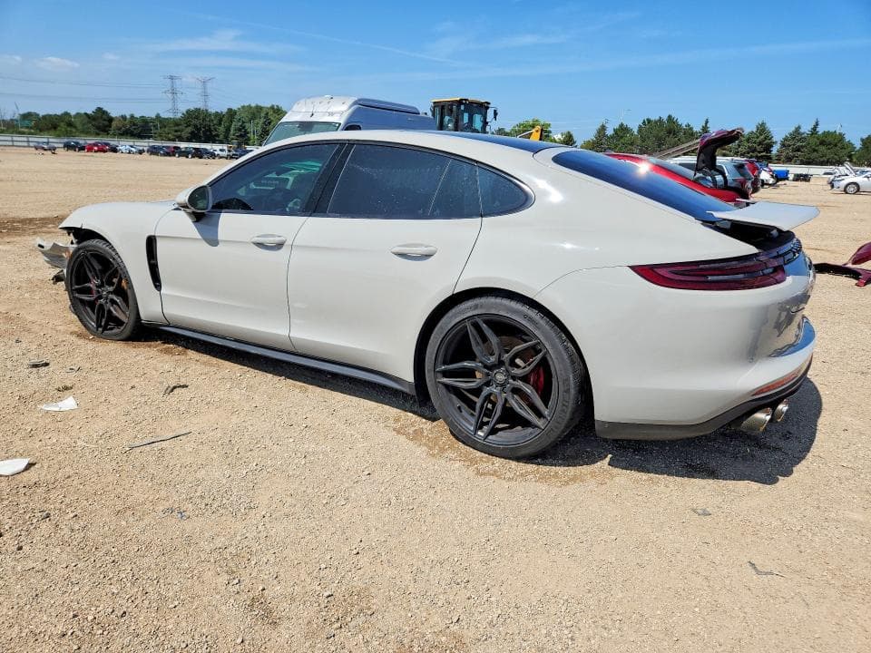 2018 PORSCHE PANAMERA 4S 2