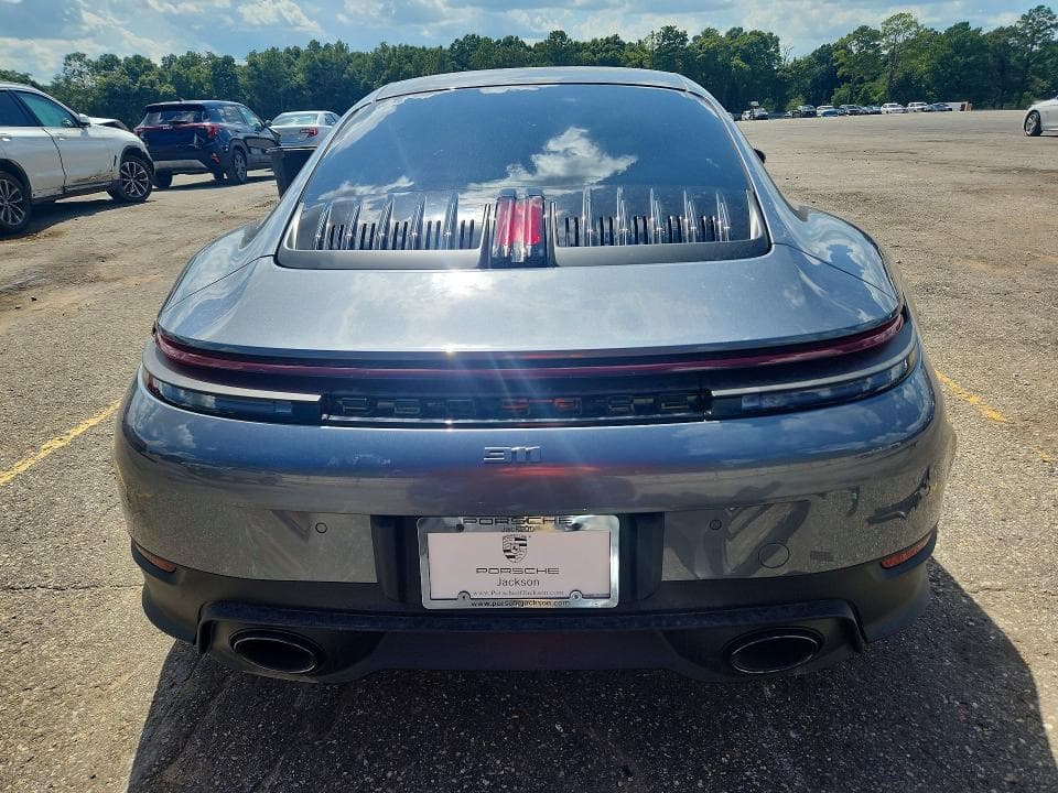 2026 PORSCHE 911 CARRERA 6