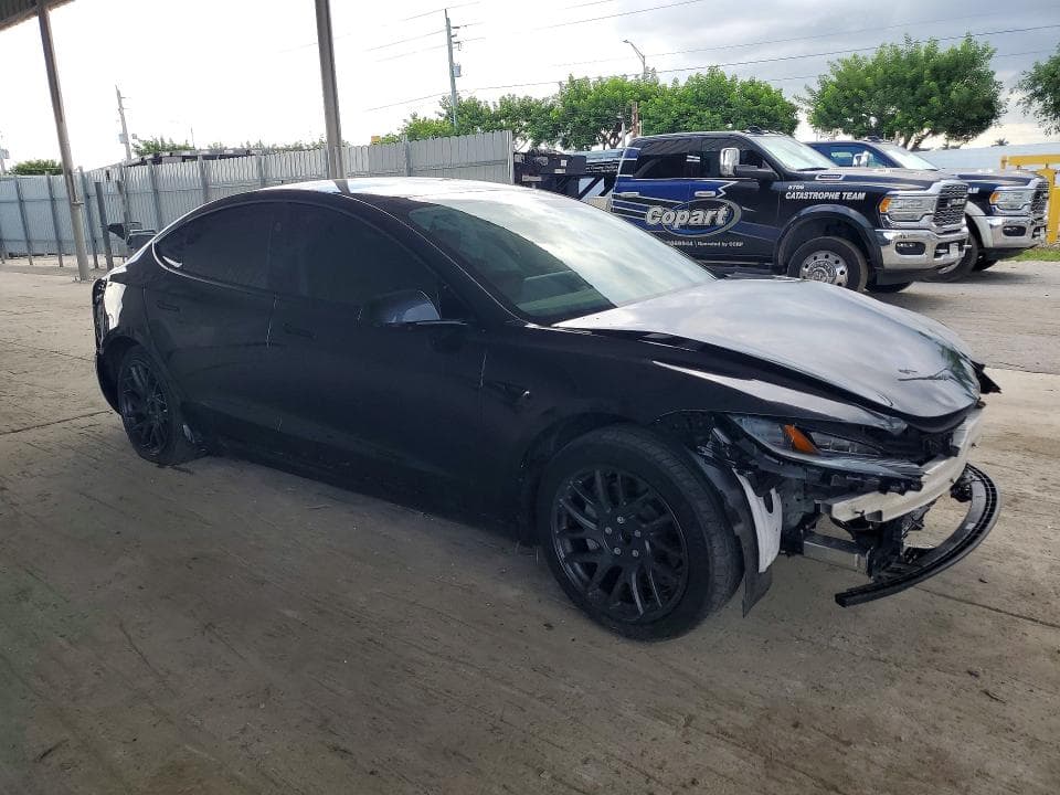 2026 TESLA MODEL 3 4