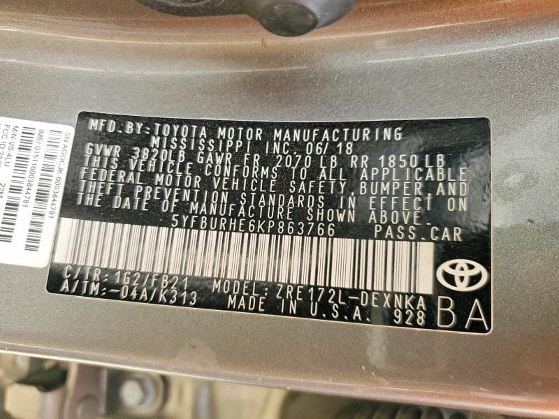 2019 TOYOTA COROLLA LE 12