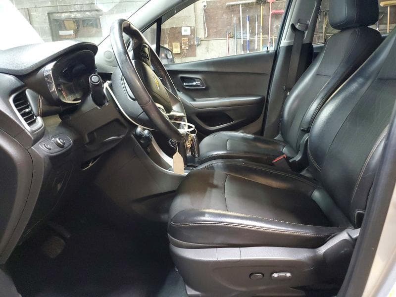 2020 CHEVROLET TRAX 1LT 7