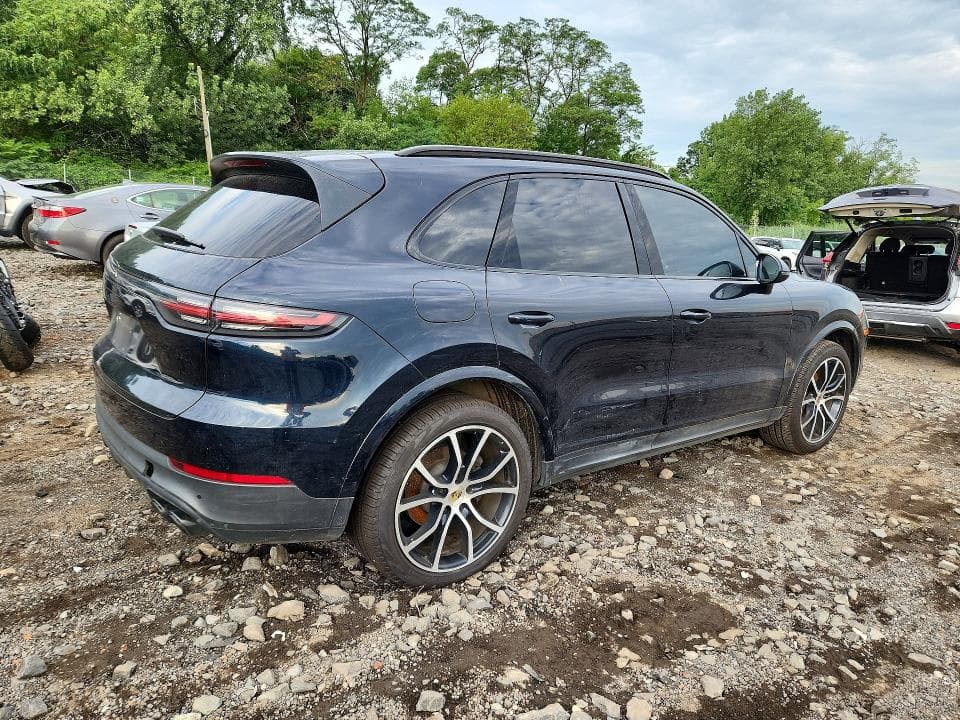 2019 PORSCHE CAYENNE 3
