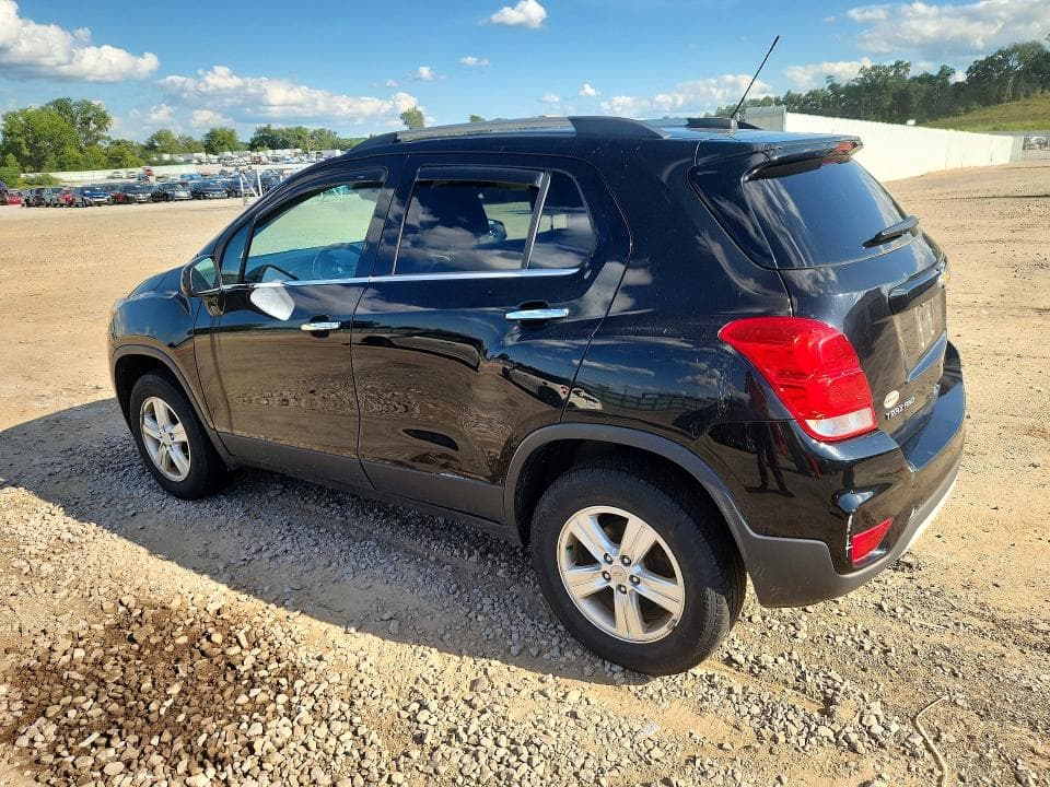 2017 CHEVROLET TRAX 1LT 2