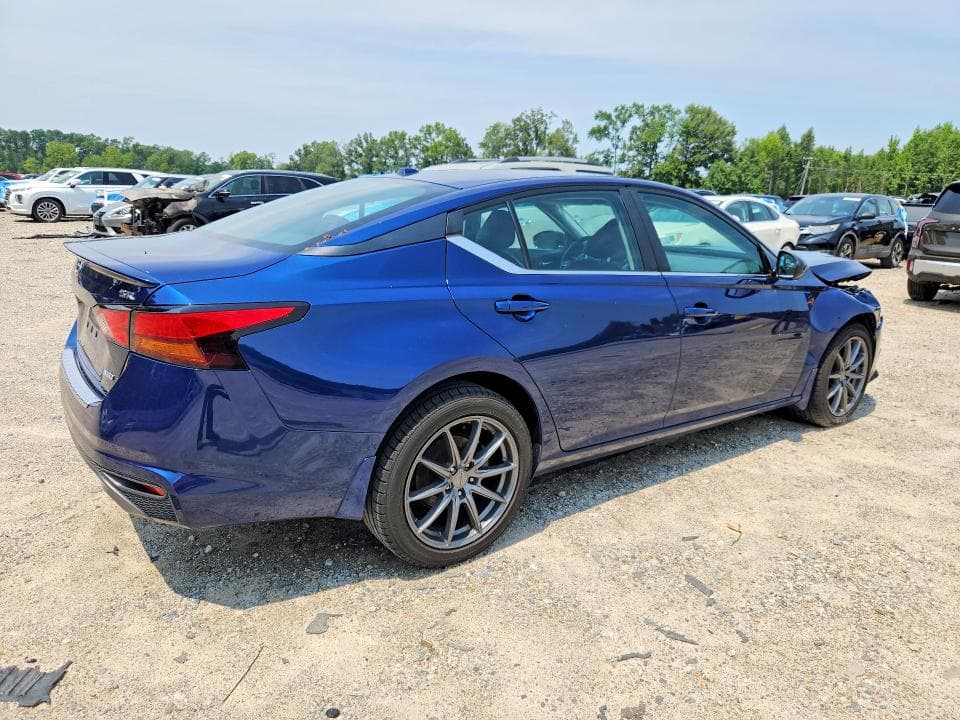 2019 NISSAN ALTIMA SR 3