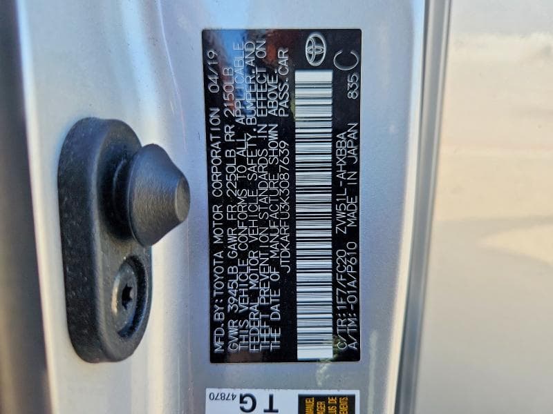2019 TOYOTA PRIUS L ECO 12