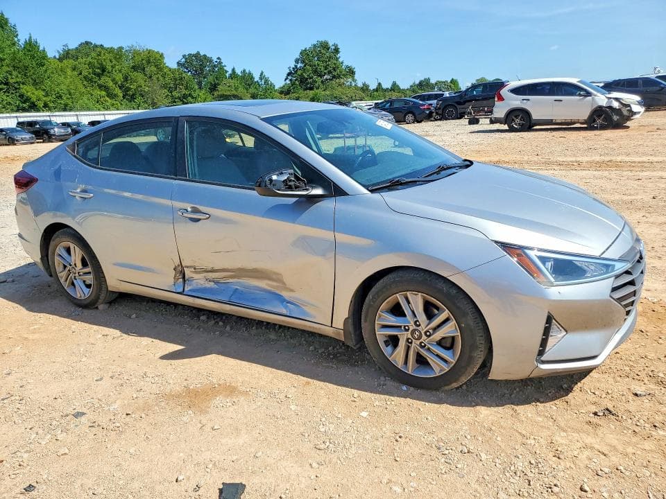 2020 HYUNDAI ELANTRA VALUE EDITION 4
