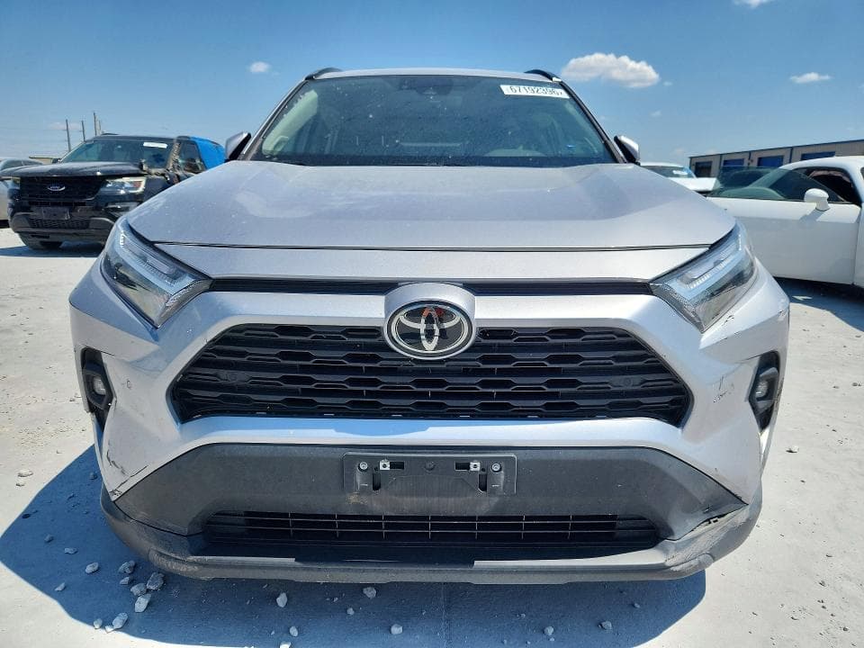 2022 TOYOTA RAV4 XLE PREMIUM 5