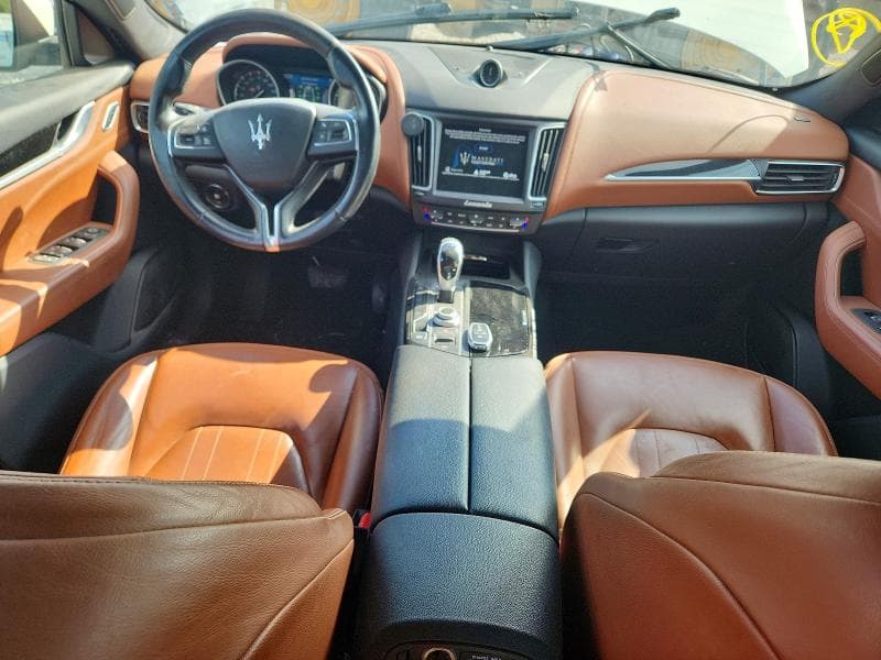 2017 MASERATI LEVANTE 8