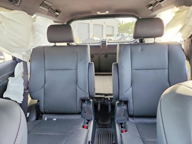 2023 LEXUS GX 460 10
