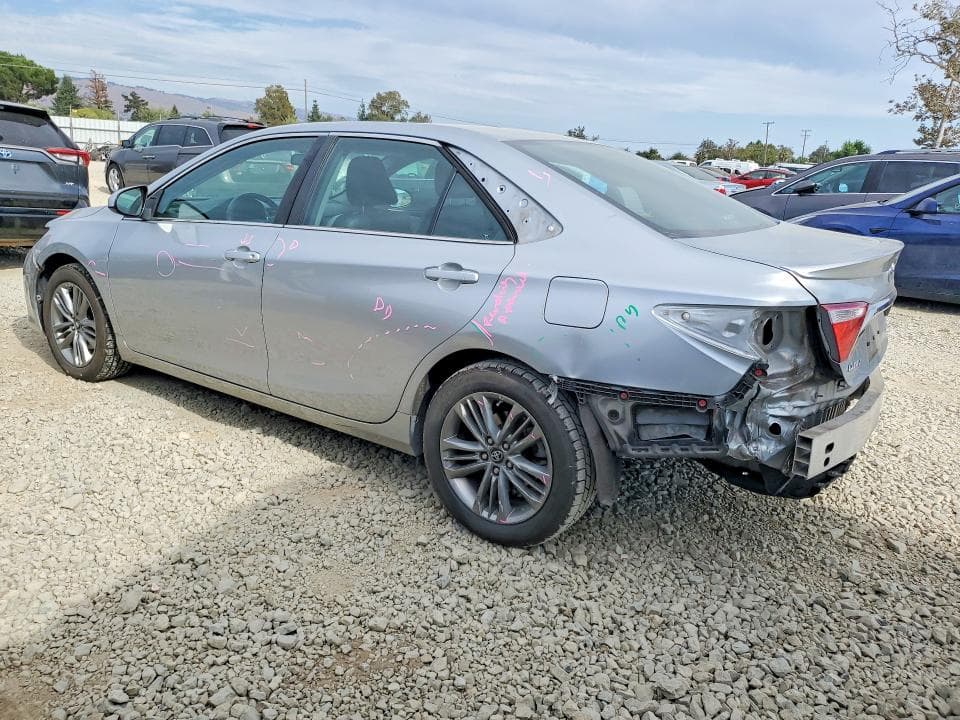 2017 TOYOTA CAMRY SE 2