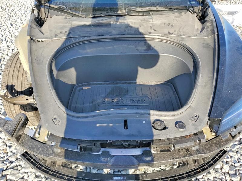 2024 TESLA MODEL 3 12