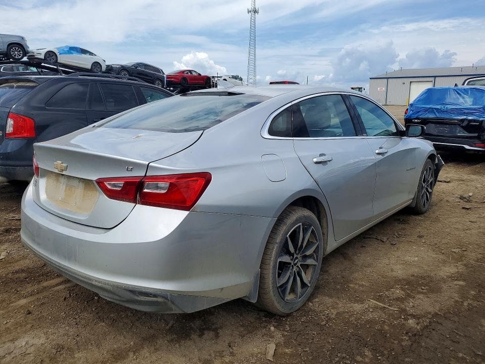 2017 CHEVROLET MALIBU LT 3