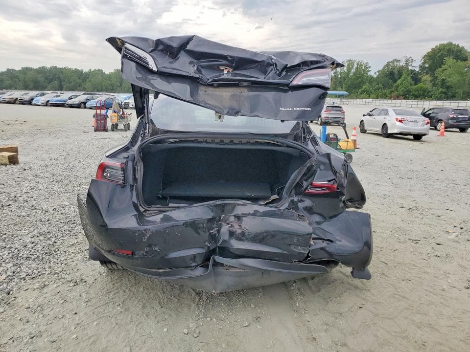 2019 TESLA MODEL 3 6