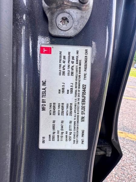 2018 TESLA MODEL 3 10