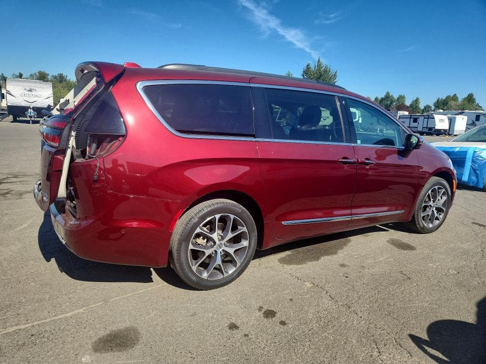 2022 CHRYSLER PACIFICA LIMITED 3