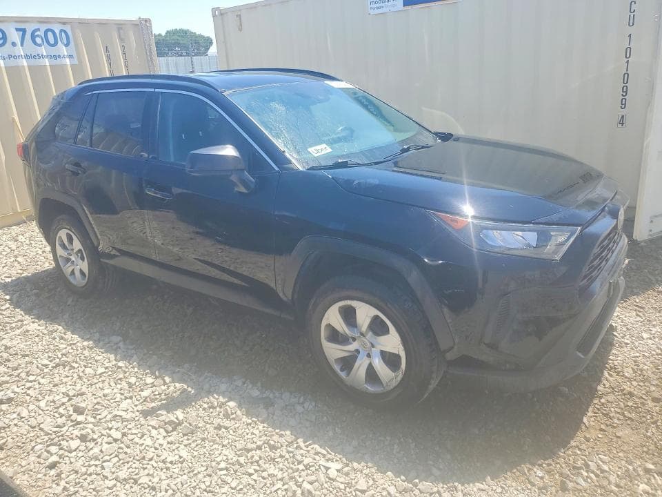 2021 TOYOTA RAV4 LE 4