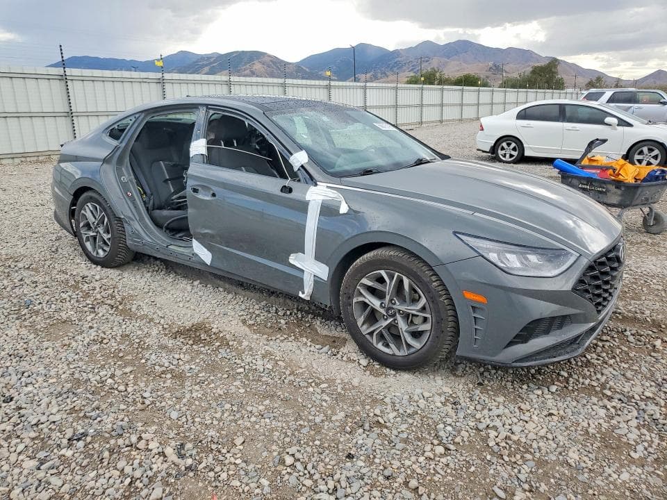 2021 HYUNDAI SONATA SEL 4