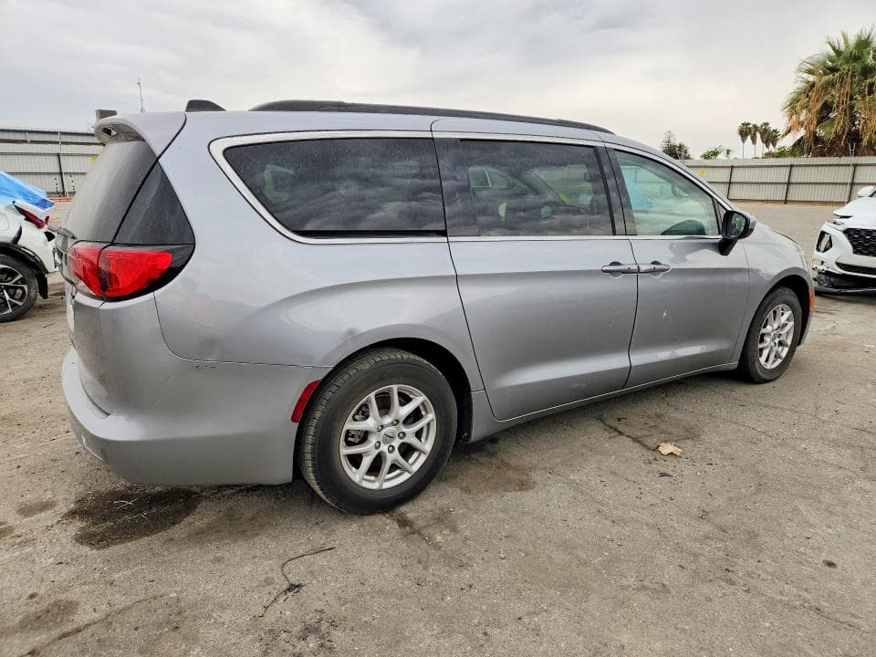 2021 CHRYSLER VOYAGER LXI 3