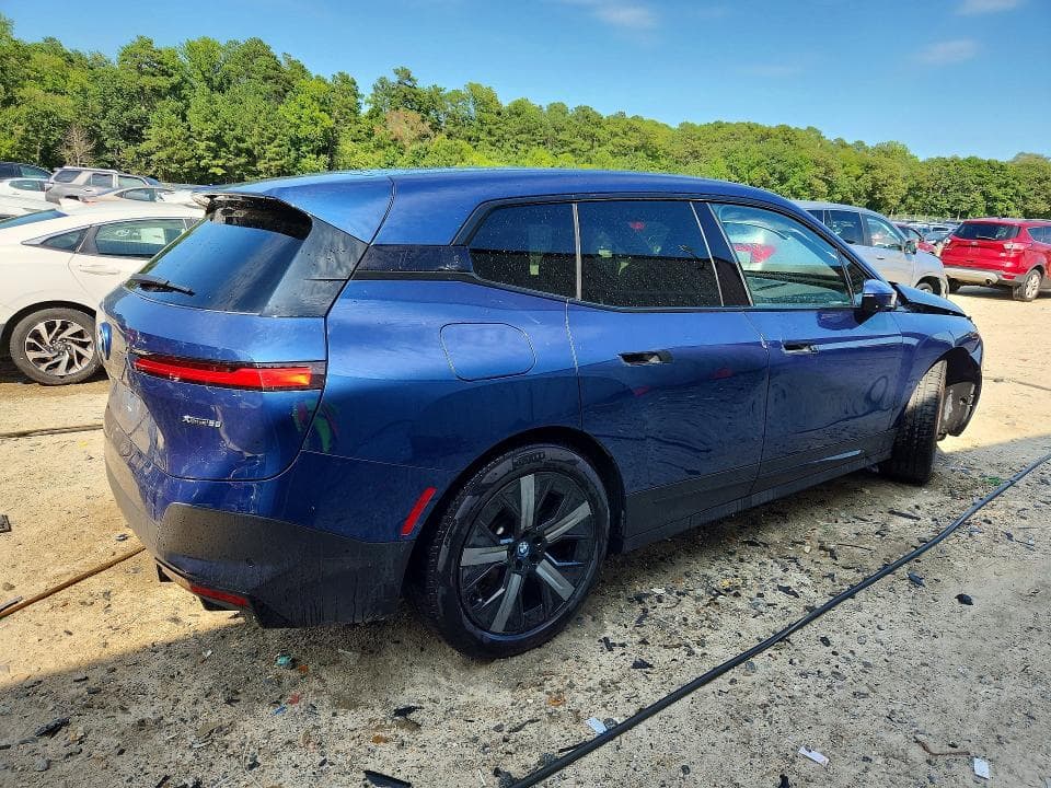 2022 BMW IX XDRIVE50 3