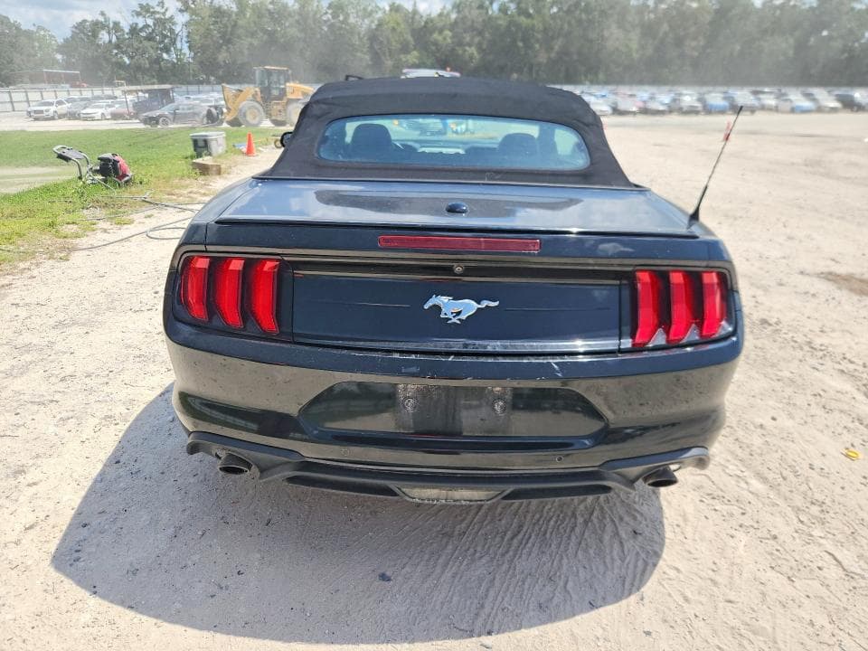 2020 FORD MUSTANG 6