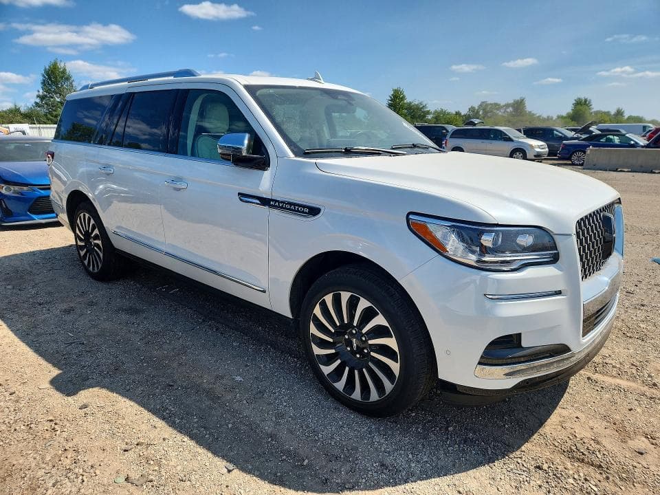 2024 LINCOLN NAVIGATOR L BLACK LABEL 4