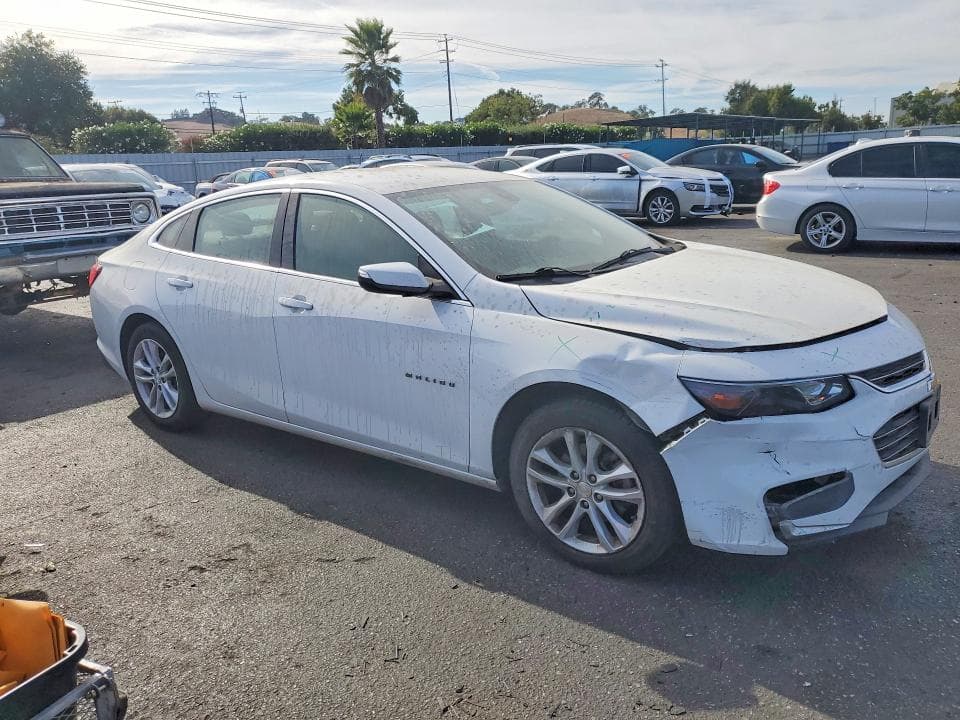 2017 CHEVROLET MALIBU LT 4