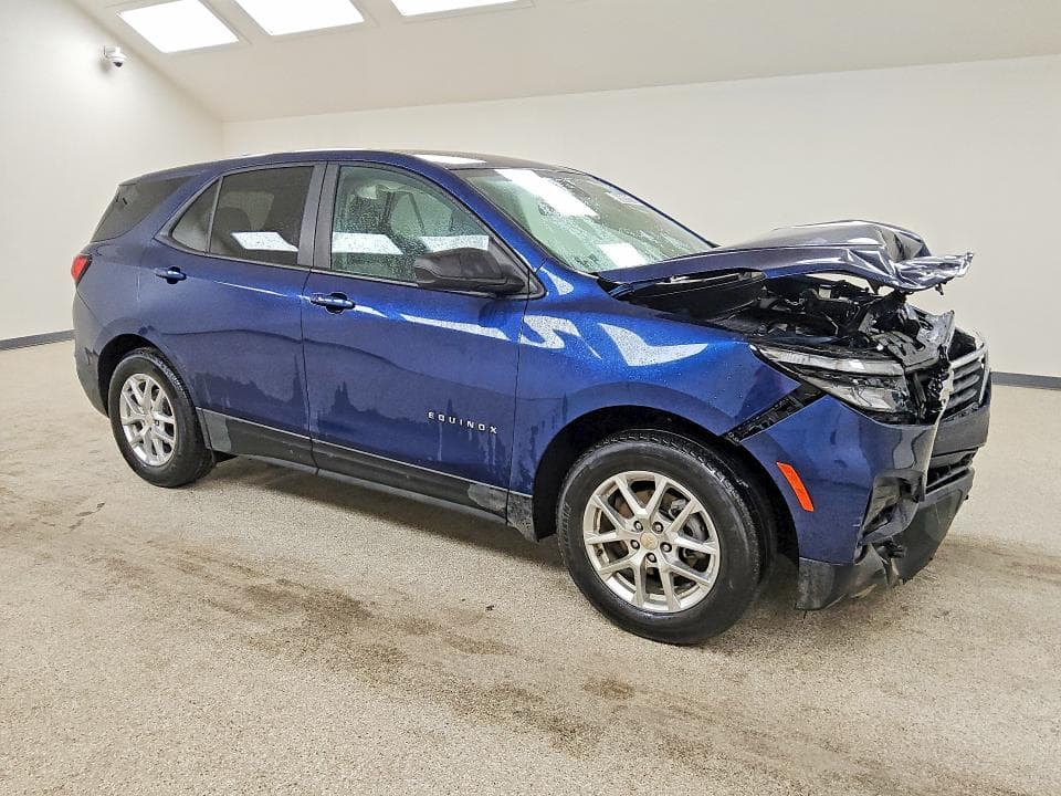 2022 CHEVROLET EQUINOX LS 4