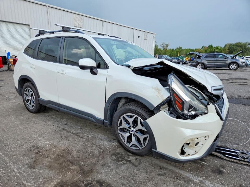 2019 SUBARU FORESTER PREMIUM 4