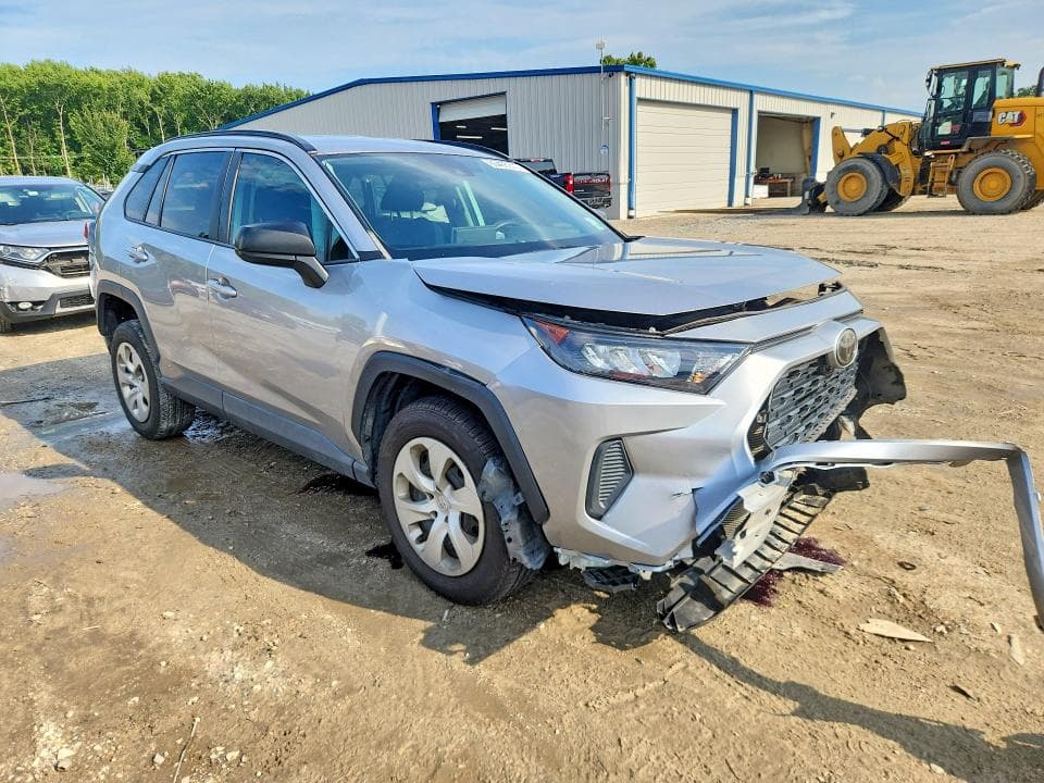 2019 TOYOTA RAV4 LE 4