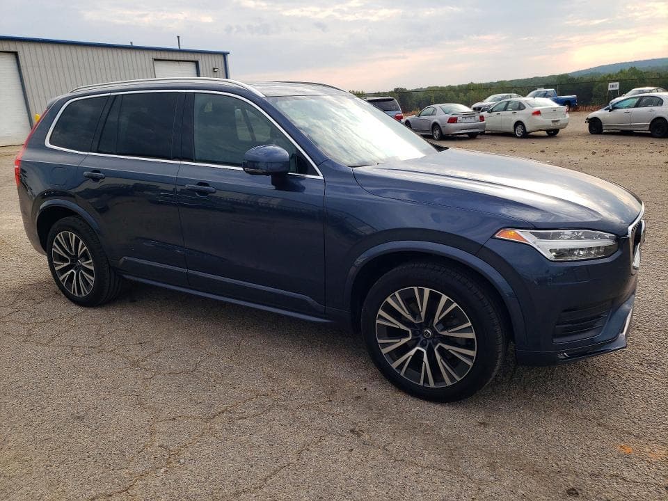 2021 VOLVO XC90 T6 MOMENTUM 4