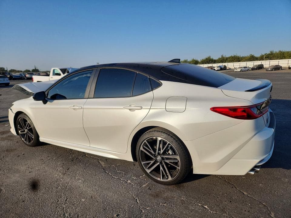 2026 TOYOTA CAMRY XSE 2