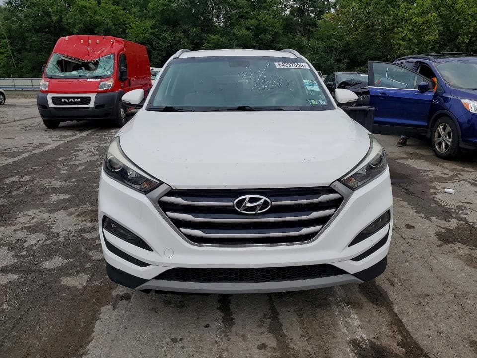 2017 HYUNDAI TUCSON SPORT 5