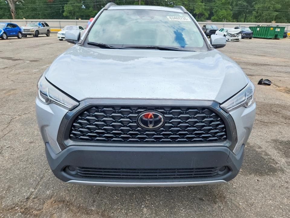 2023 TOYOTA COROLLA CROSS LE 5