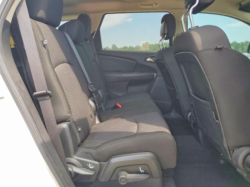 2020 DODGE JOURNEY SE 11