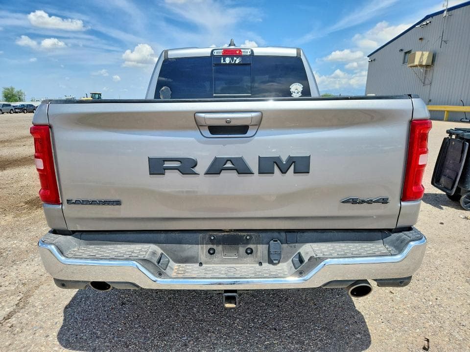 2025 RAM 1500 LARAMIE 6