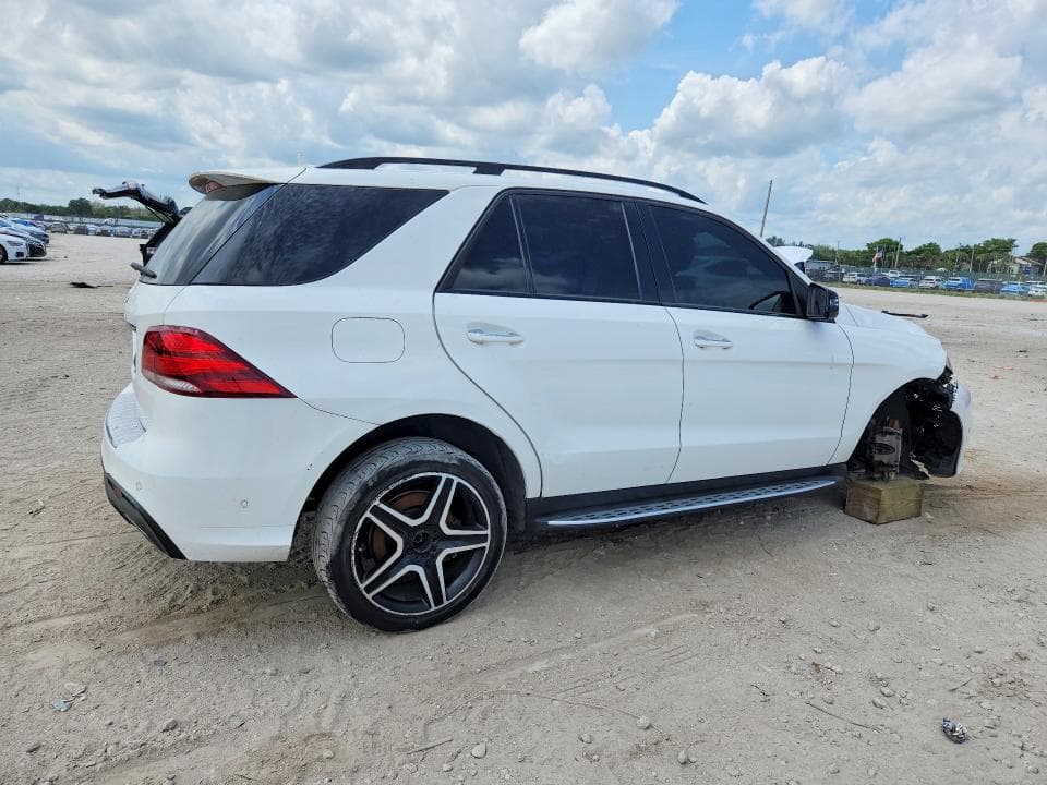 2017 MERCEDES-BENZ GLE 350 3