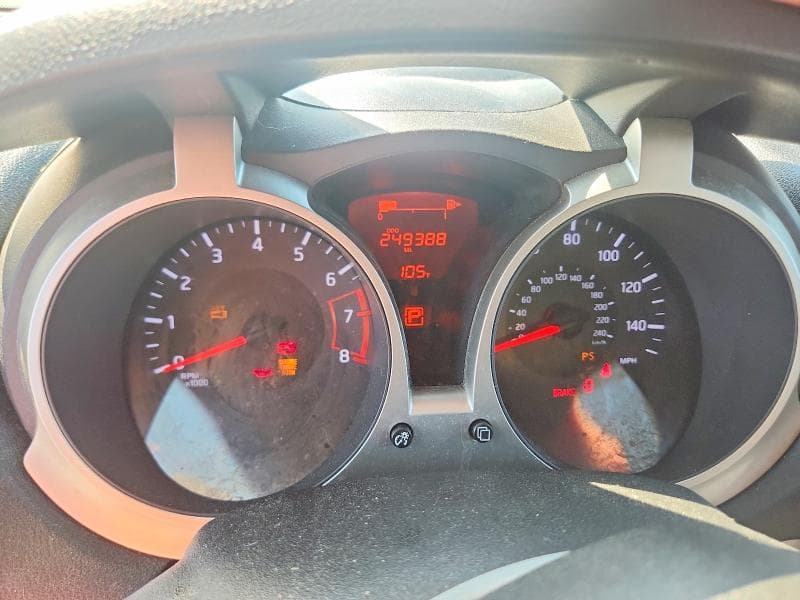 2017 NISSAN JUKE SV 9