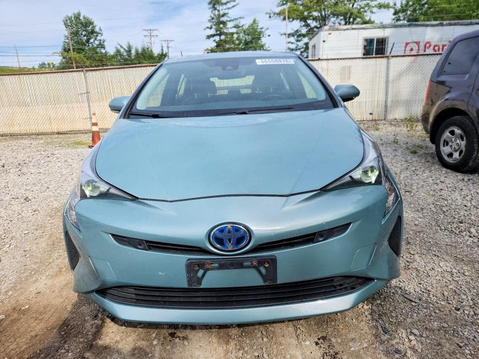 2017 TOYOTA PRIUS FOUR 5