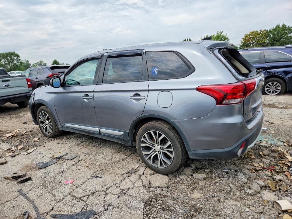 2018 MITSUBISHI OUTLANDER ES 2