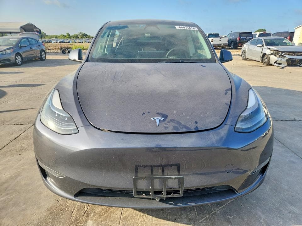2023 TESLA MODEL Y 5