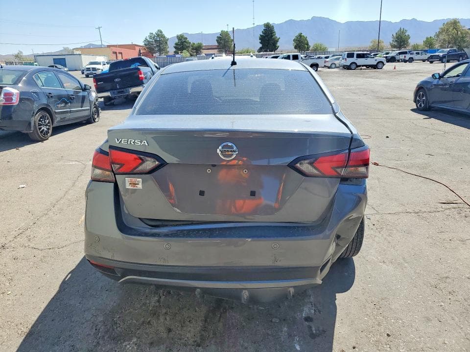 2021 NISSAN VERSA S 6